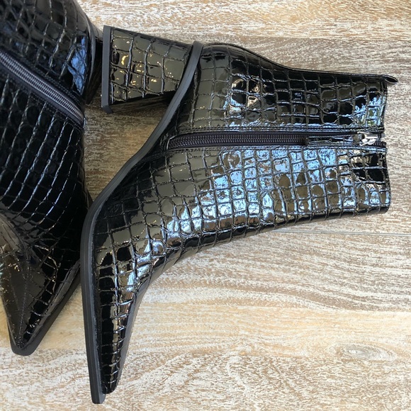 Topshop Black Croc-Embossed Ankle Boots - Picture 5 of 8